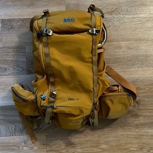 REI Mens Co Op Day Back and Camelback.